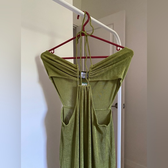 Square Neckline Halter Dress - Picture 4 of 9